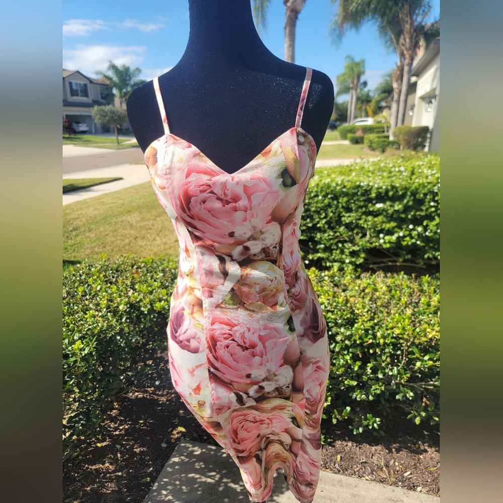 Pink Floral Bodycon Midi Dress – Size Small